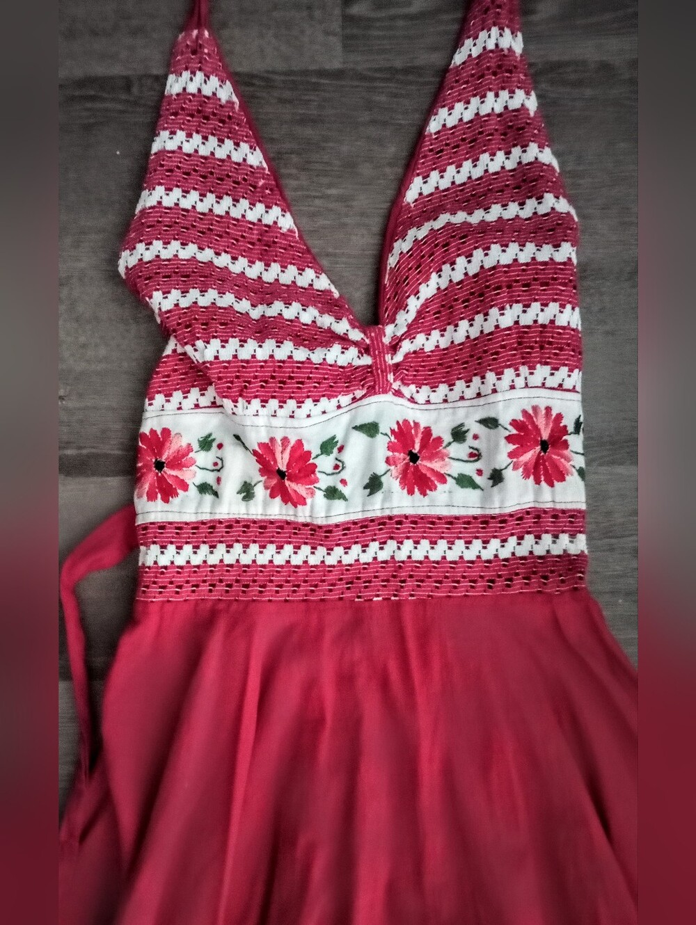 Red Lace And Embroidered Flowers Halter Top Sundress,Elastic Back, New, Small/ M